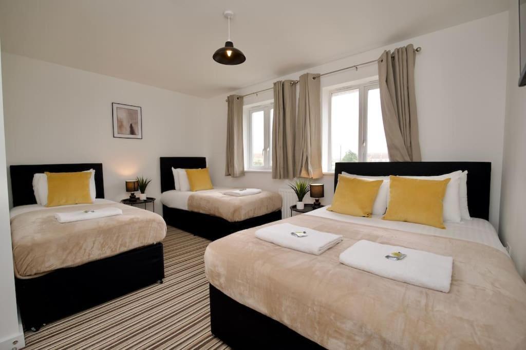 Highley'S Nest - Fully Furnished Gem, Free Private Parking, Sky Tv & Netflix Villa Coventry Luaran gambar