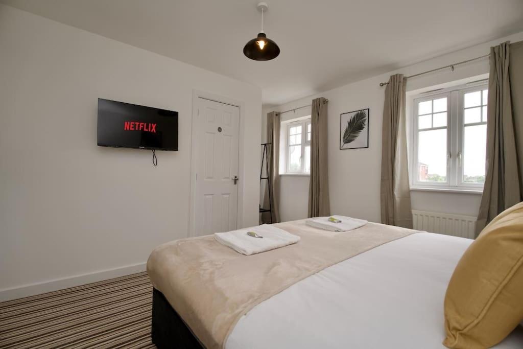 Highley'S Nest - Fully Furnished Gem, Free Private Parking, Sky Tv & Netflix Villa Coventry Luaran gambar