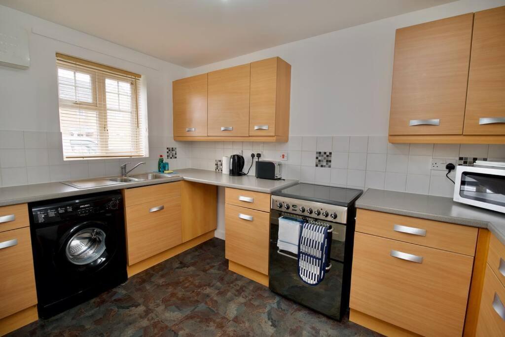 Highley'S Nest - Fully Furnished Gem, Free Private Parking, Sky Tv & Netflix Villa Coventry Luaran gambar
